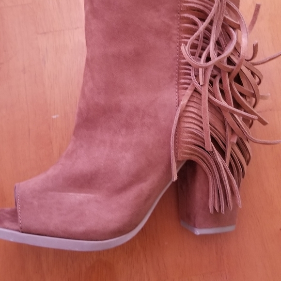 Mossimo ankle boots peep toe fringe design - Picture 3 of 16